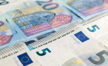 El paro y la deuda pública, los principales problemas de la economía española