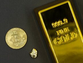 Invertir en oro o en Bitcoin
