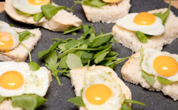 Aperitivos fáciles con huevos de codorniz