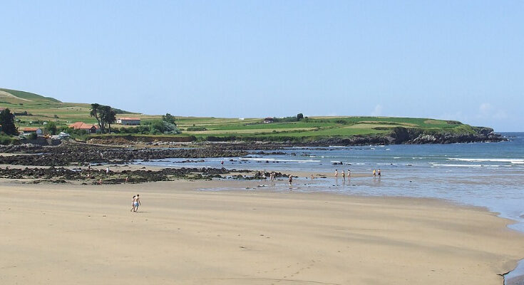 Playa de Bañugues
