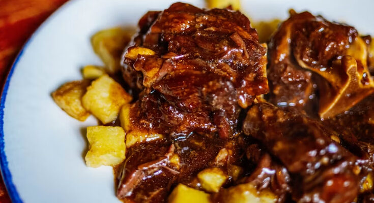 Carne guisada